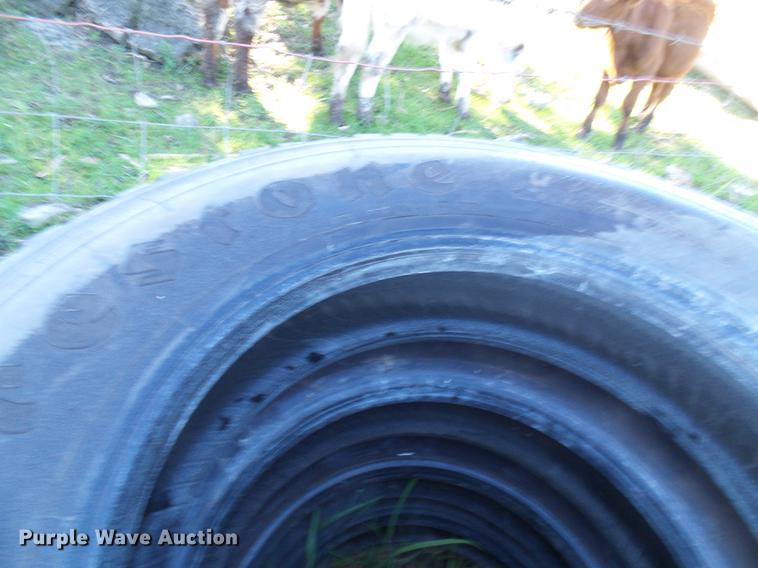image for item DE5285 Tires and wheels