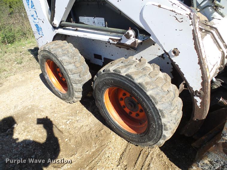 image for item DE5286 1996 Bobcat 773 skid steer