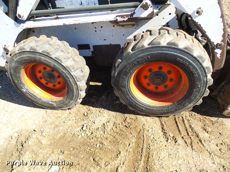 image for item DE5286 1996 Bobcat 773 skid steer
