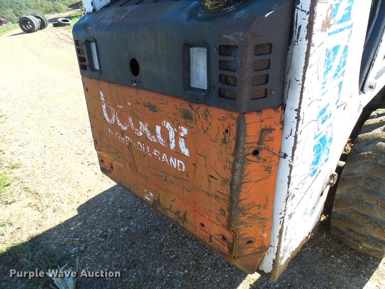 image for item DE5286 1996 Bobcat 773 skid steer