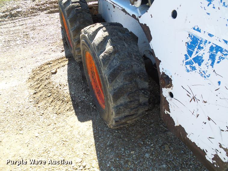image for item DE5286 1996 Bobcat 773 skid steer