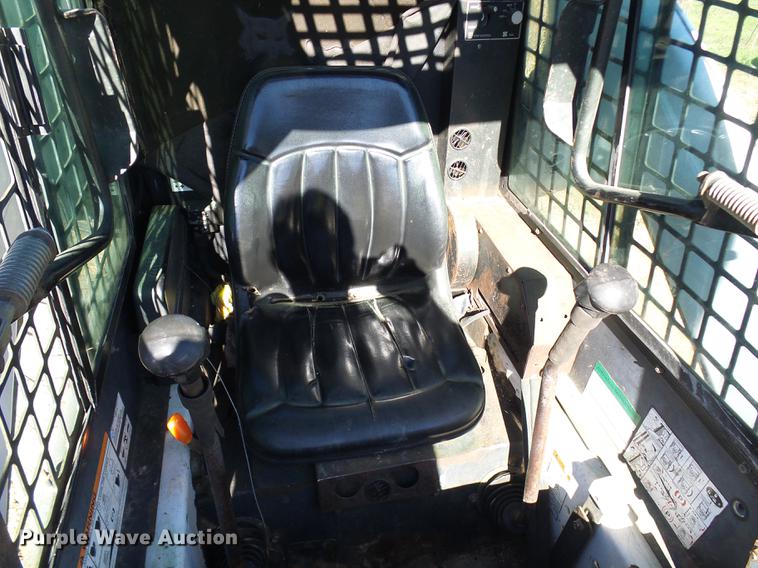 image for item DE5286 1996 Bobcat 773 skid steer