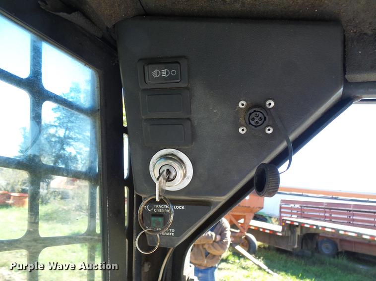 image for item DE5286 1996 Bobcat 773 skid steer