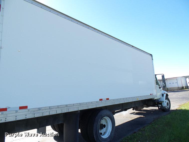image for item DE5288 2007 International 4200 box truck