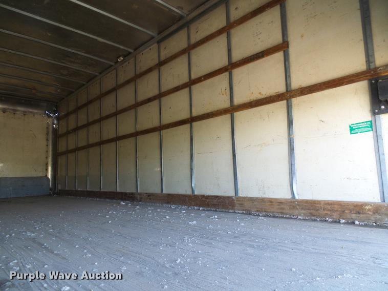 image for item DE5288 2007 International 4200 box truck