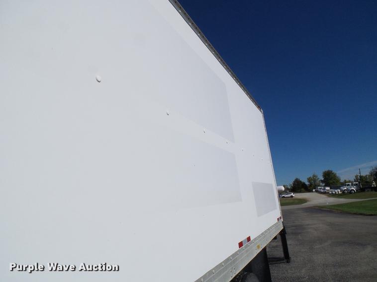 image for item DE5288 2007 International 4200 box truck