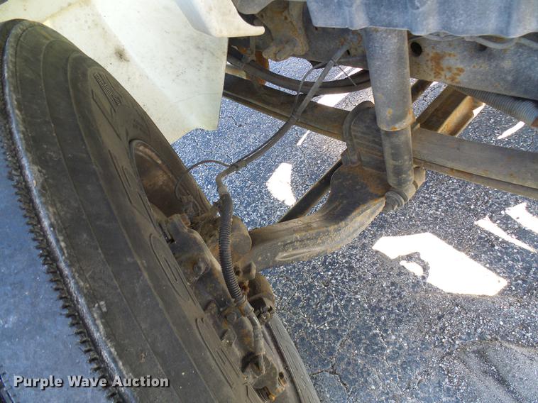 image for item DE5288 2007 International 4200 box truck