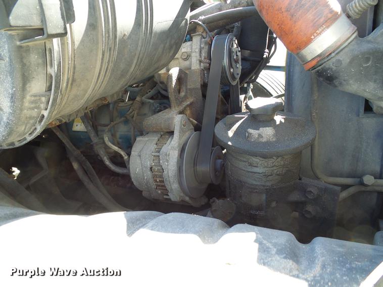 image for item DE5288 2007 International 4200 box truck