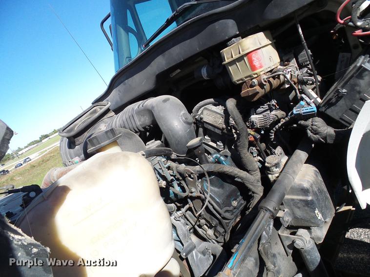 image for item DE5288 2007 International 4200 box truck