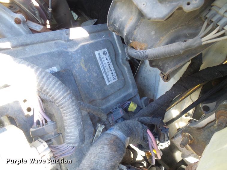 image for item DE5288 2007 International 4200 box truck