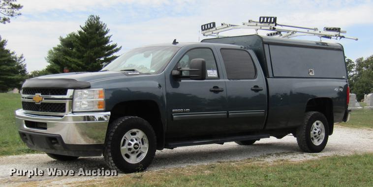 image for item DE5833 2014 Chevrolet Silverado 2500HD Crew Cab pickup truck