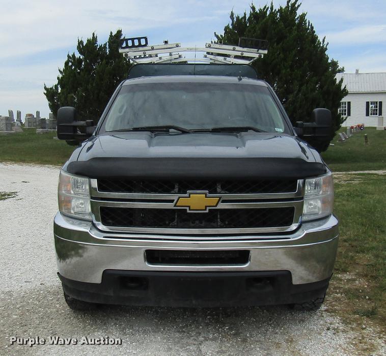 image for item DE5833 2014 Chevrolet Silverado 2500HD Crew Cab pickup truck
