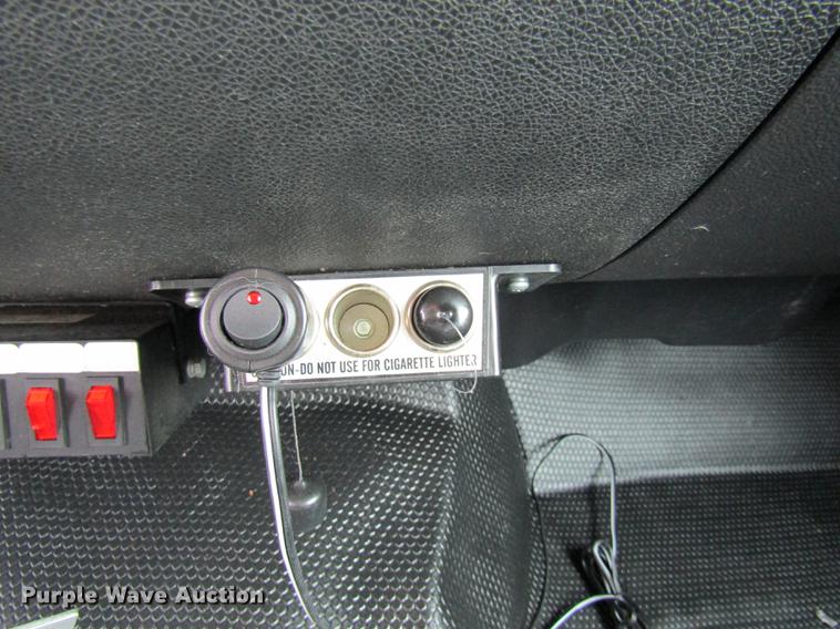 image for item DE5833 2014 Chevrolet Silverado 2500HD Crew Cab pickup truck