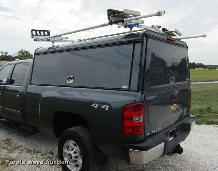 image for item DE5833 2014 Chevrolet Silverado 2500HD Crew Cab pickup truck