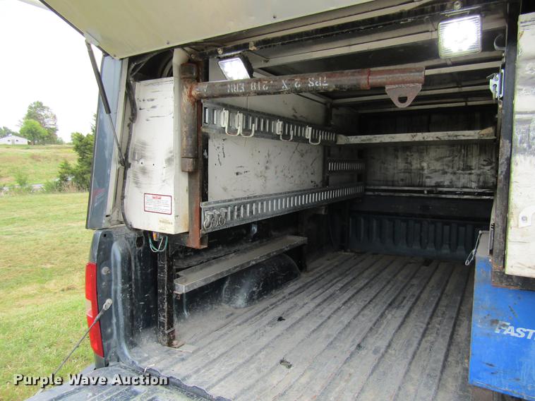 image for item DE5833 2014 Chevrolet Silverado 2500HD Crew Cab pickup truck