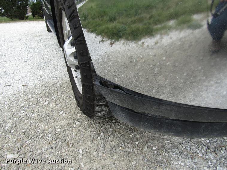 image for item DE5833 2014 Chevrolet Silverado 2500HD Crew Cab pickup truck