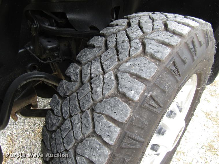 image for item DE5833 2014 Chevrolet Silverado 2500HD Crew Cab pickup truck