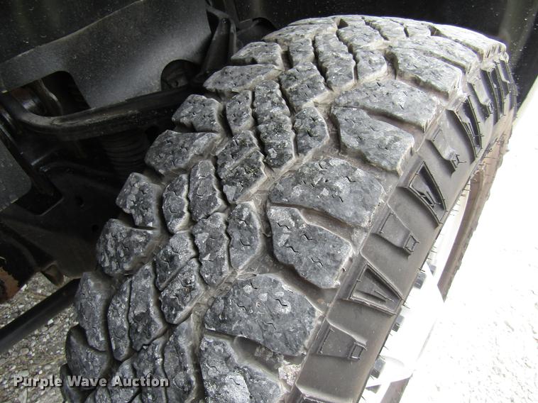 image for item DE5833 2014 Chevrolet Silverado 2500HD Crew Cab pickup truck