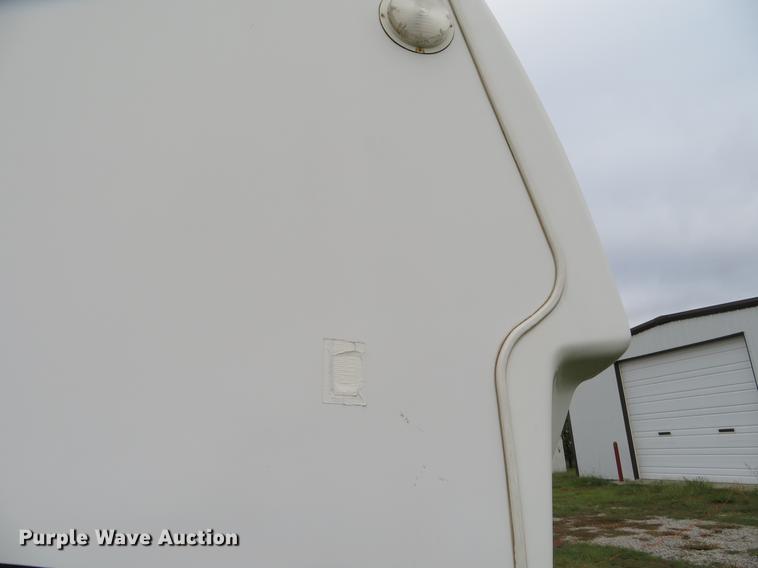 image for item DE6487 2009 Montana 2955 RL camper