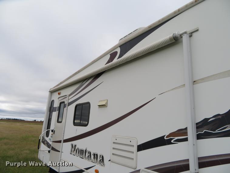 image for item DE6487 2009 Montana 2955 RL camper