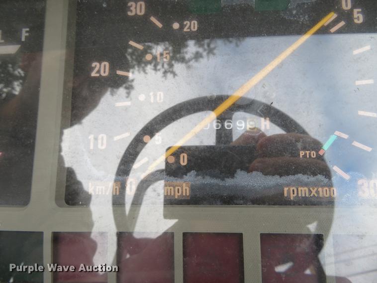 image for item DE6488 Massey-Ferguson 1240 MFWD tractor