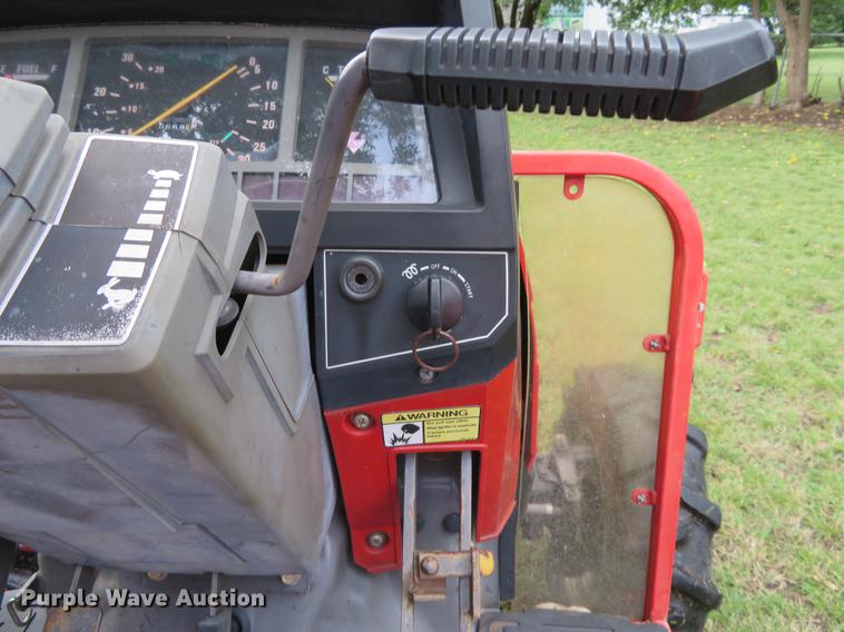 image for item DE6488 Massey-Ferguson 1240 MFWD tractor