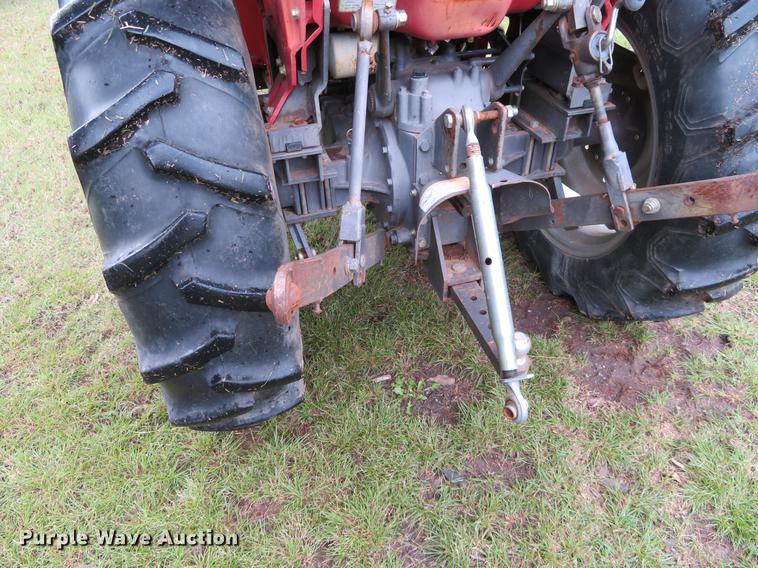 image for item DE6488 Massey-Ferguson 1240 MFWD tractor