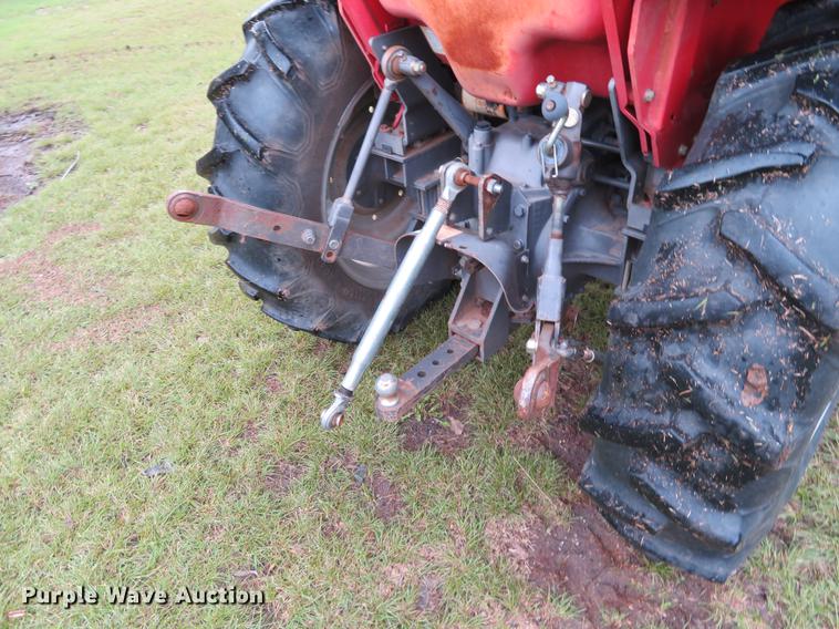 image for item DE6488 Massey-Ferguson 1240 MFWD tractor