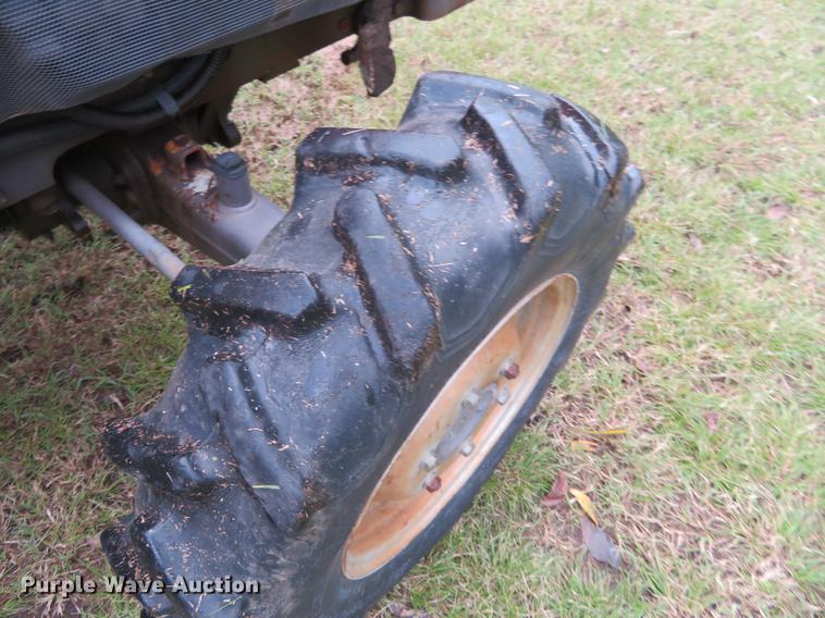 image for item DE6488 Massey-Ferguson 1240 MFWD tractor