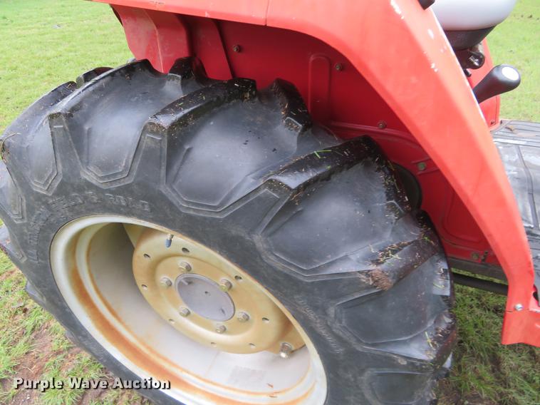 image for item DE6488 Massey-Ferguson 1240 MFWD tractor