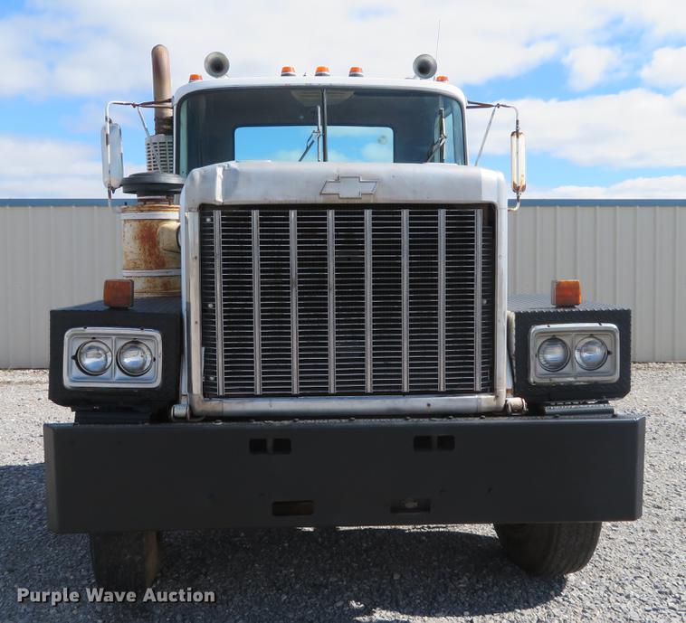 image for item DE6491 1980 Chevrolet Bison semi truck