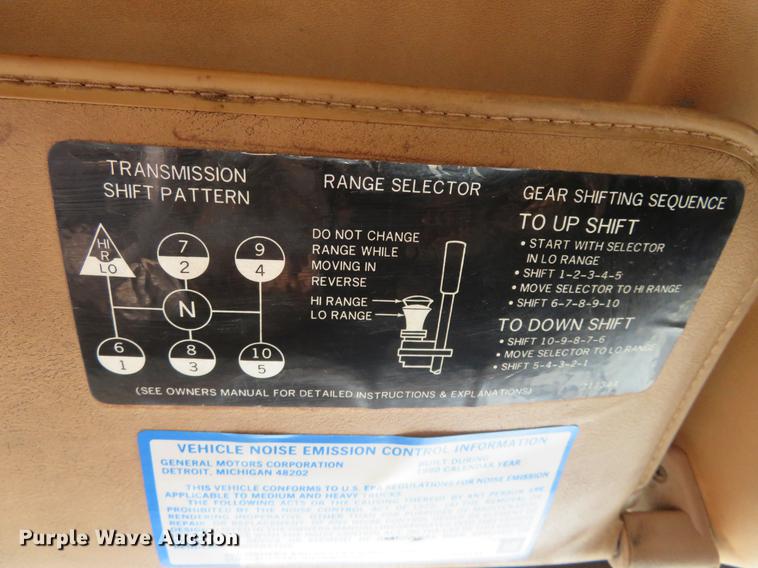 image for item DE6491 1980 Chevrolet Bison semi truck