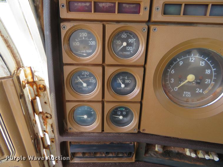 image for item DE6491 1980 Chevrolet Bison semi truck