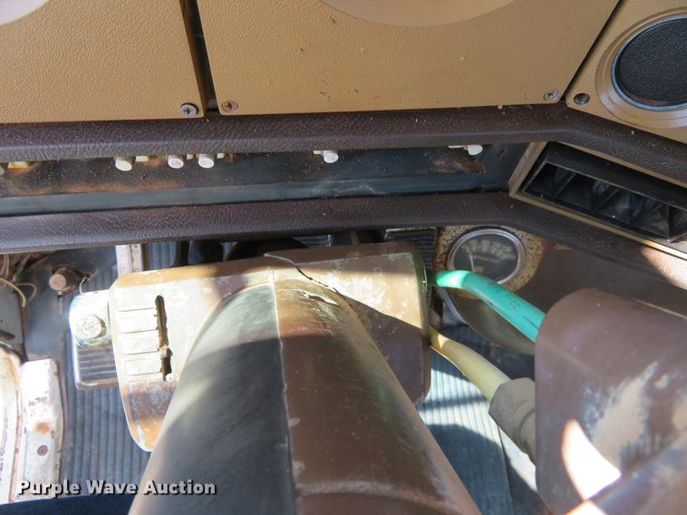 image for item DE6491 1980 Chevrolet Bison semi truck