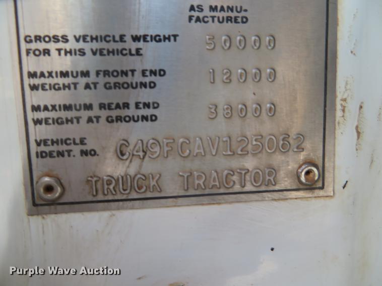 image for item DE6491 1980 Chevrolet Bison semi truck