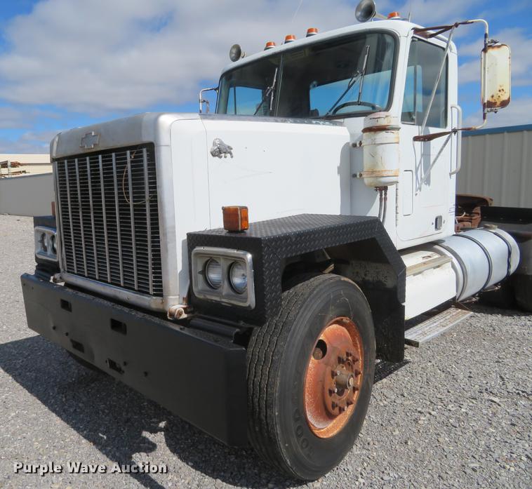 image for item DE6491 1980 Chevrolet Bison semi truck