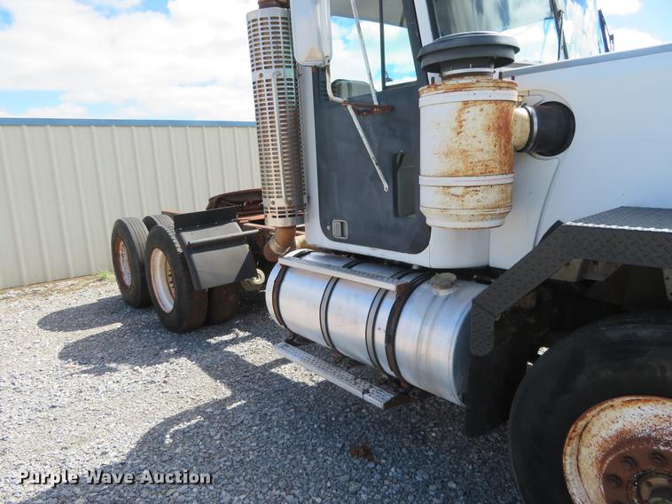 image for item DE6491 1980 Chevrolet Bison semi truck