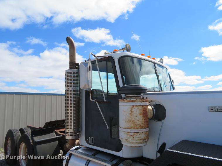 image for item DE6491 1980 Chevrolet Bison semi truck