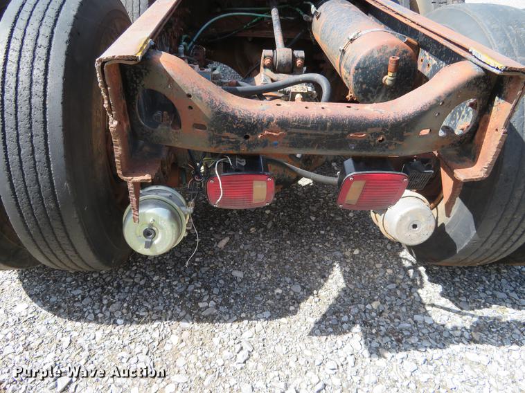 image for item DE6491 1980 Chevrolet Bison semi truck