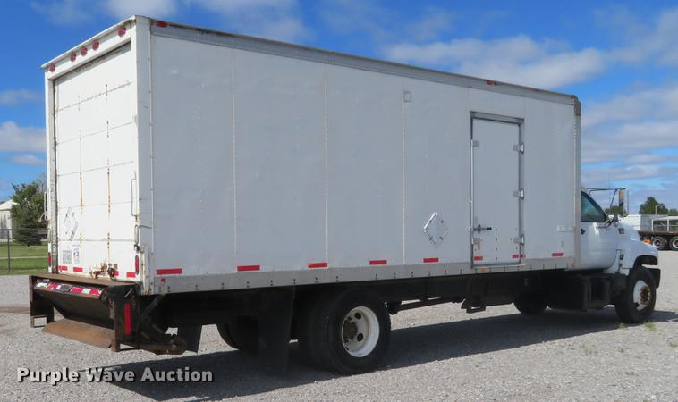 image for item DE6492 1997 GMC C6500 box truck