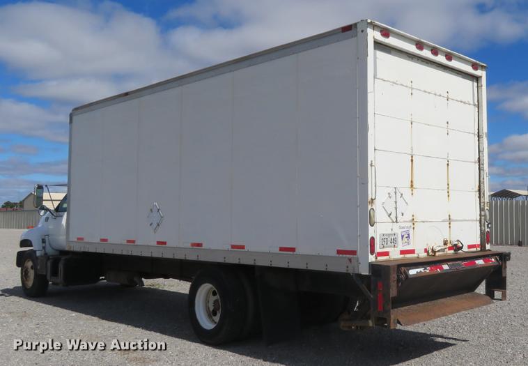 image for item DE6492 1997 GMC C6500 box truck