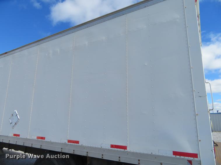 image for item DE6492 1997 GMC C6500 box truck