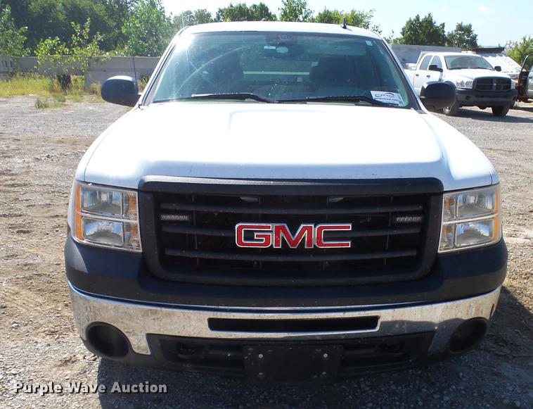 image for item DE7277 2012 GMC Sierra 1500 Ext. Cab pickup truck