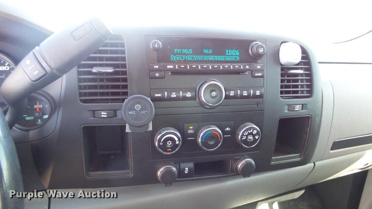 image for item DE7277 2012 GMC Sierra 1500 Ext. Cab pickup truck