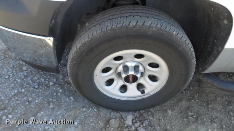 image for item DE7277 2012 GMC Sierra 1500 Ext. Cab pickup truck