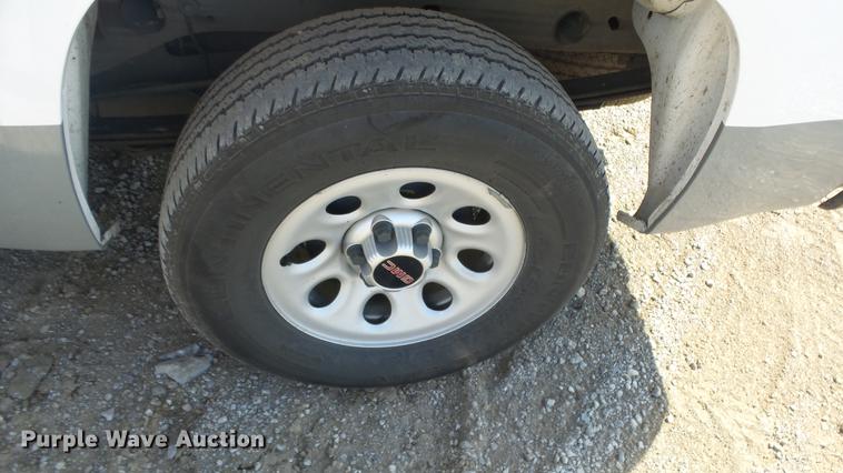 image for item DE7277 2012 GMC Sierra 1500 Ext. Cab pickup truck