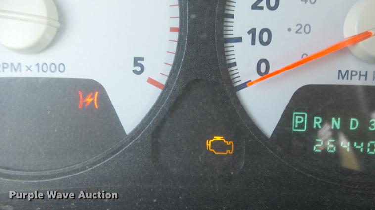 image for item DE7281 2008 Dodge Ram 4500HD Quad Cab flatbed truck