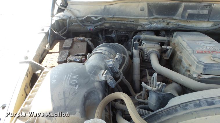 image for item DE7281 2008 Dodge Ram 4500HD Quad Cab flatbed truck