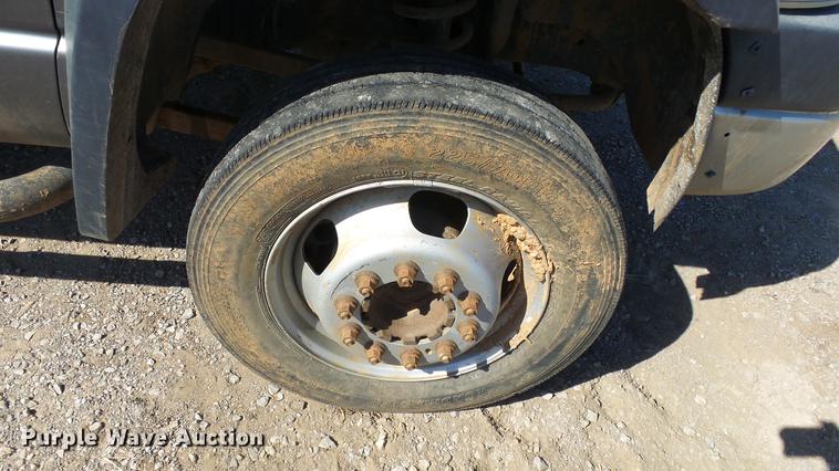 image for item DE7281 2008 Dodge Ram 4500HD Quad Cab flatbed truck