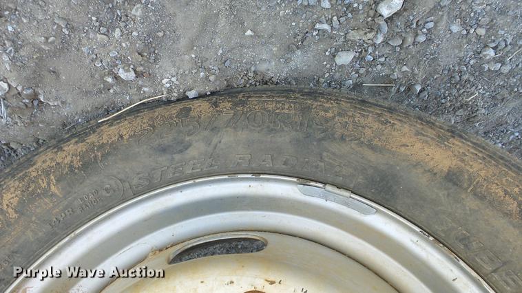 image for item DE7281 2008 Dodge Ram 4500HD Quad Cab flatbed truck